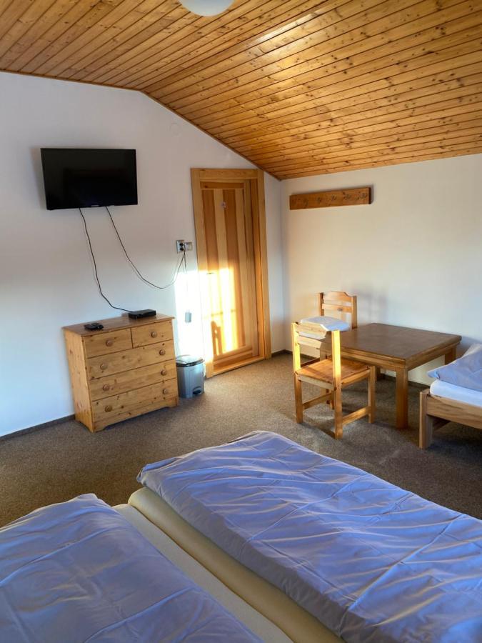 Relax Centrum Gol Лоучна-над-Десноу Экстерьер фото